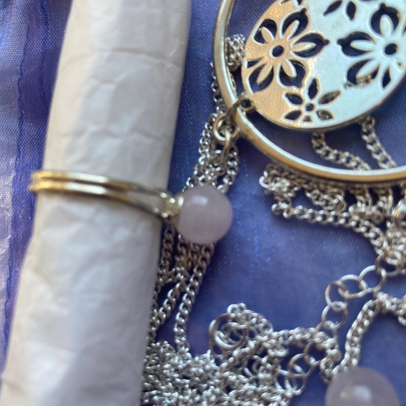 A vintage Necklace Set for girl/woman (ring, pendant on a chain, and earrings) - Picture 9 of 9